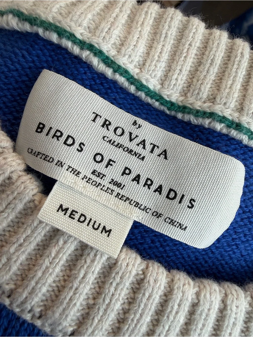 A1-21 Trovata Birds of Paradis Barbara Sweater Red/Blue Size M